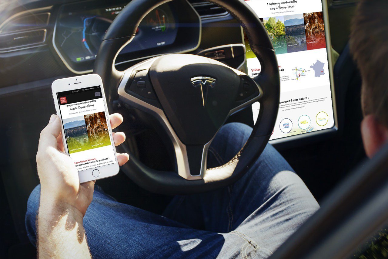 Site Web Choranche sur SmartPhone dans Tesla